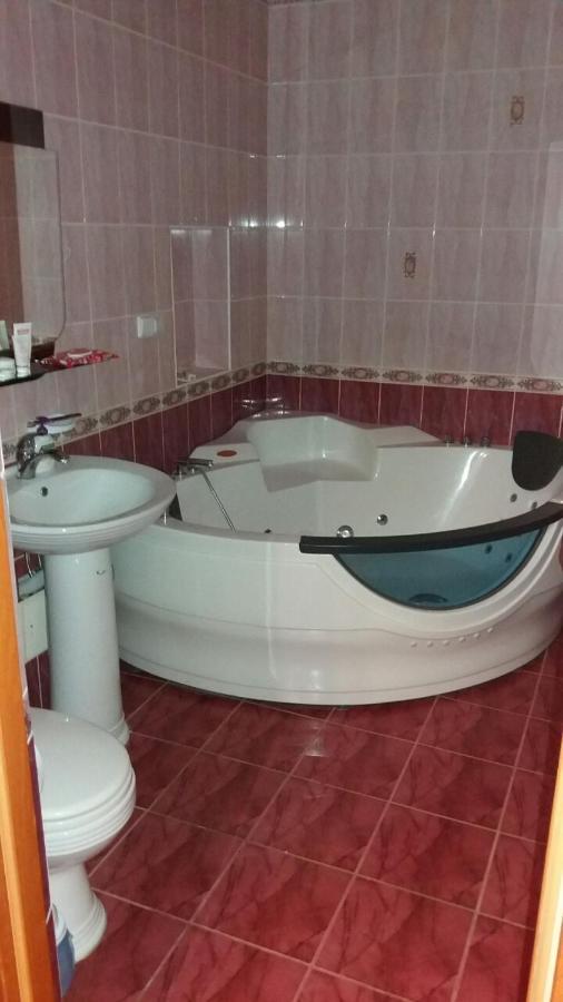 Hotel Tropicana Svitlovodsʼk Δωμάτιο φωτογραφία